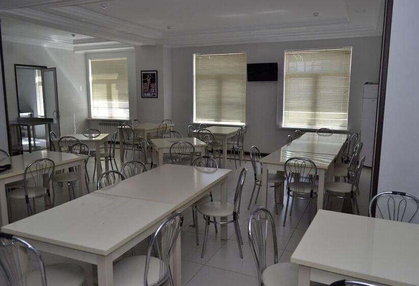 هتل Pakhtakor Athletics