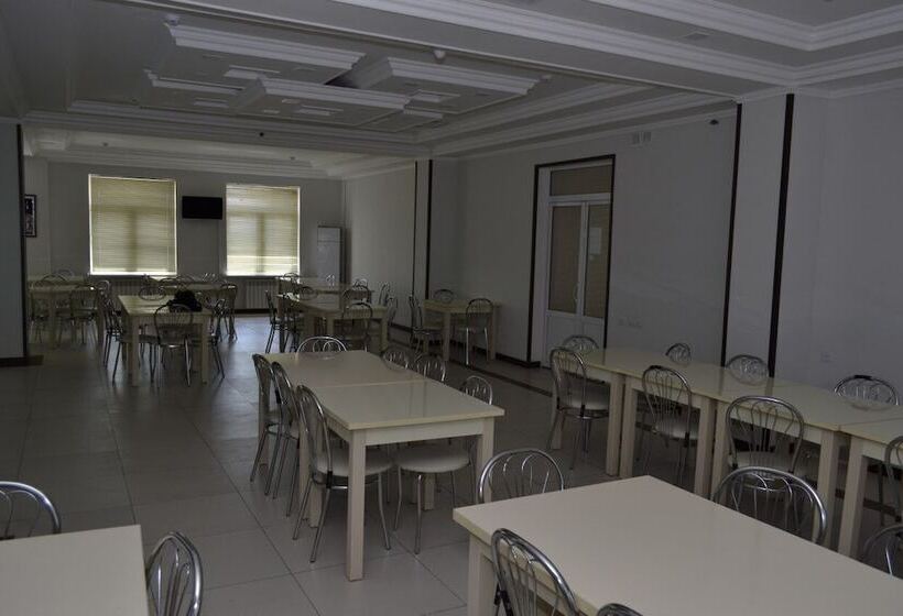 هتل Pakhtakor Athletics