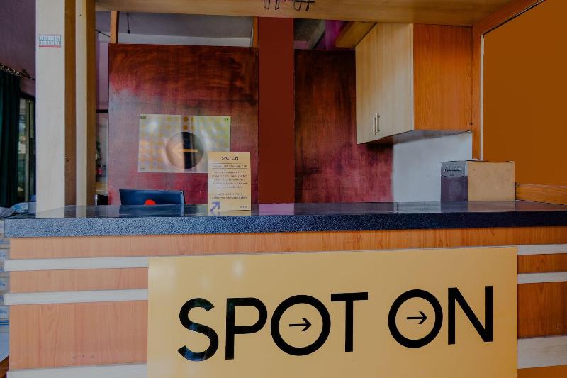 בית מלון כפרי Spot On 1759 Family Residence