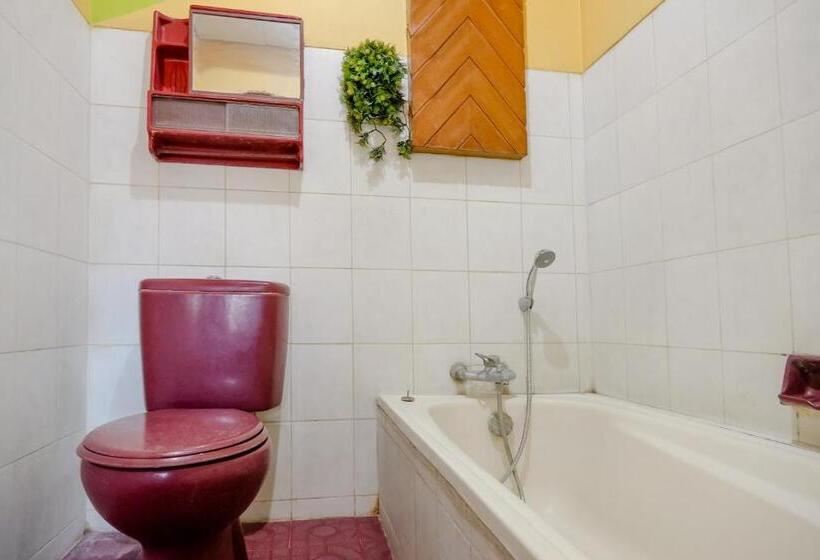 ホテル Spot On 1761  Dirgahayu