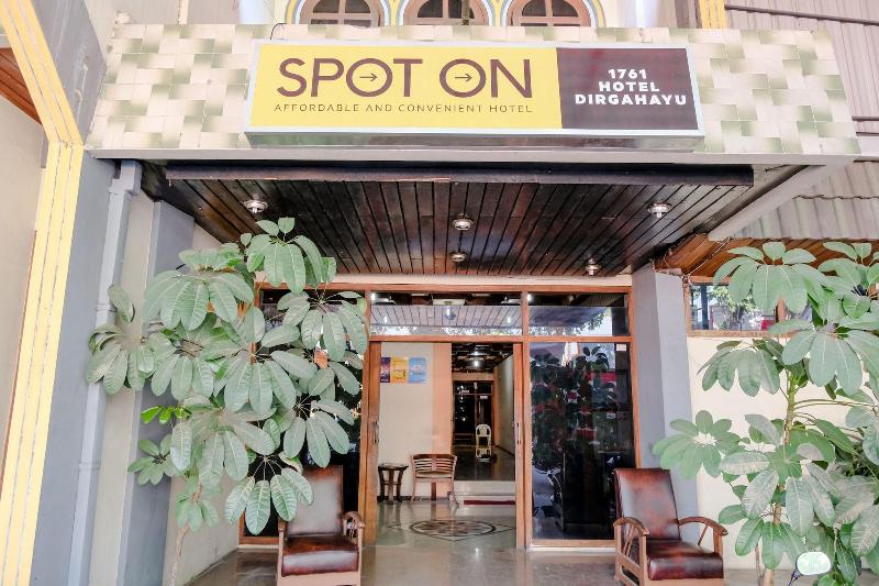 ホテル Spot On 1761  Dirgahayu
