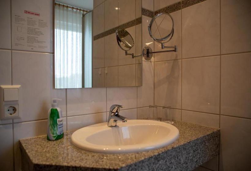 فندق Waldfrieden