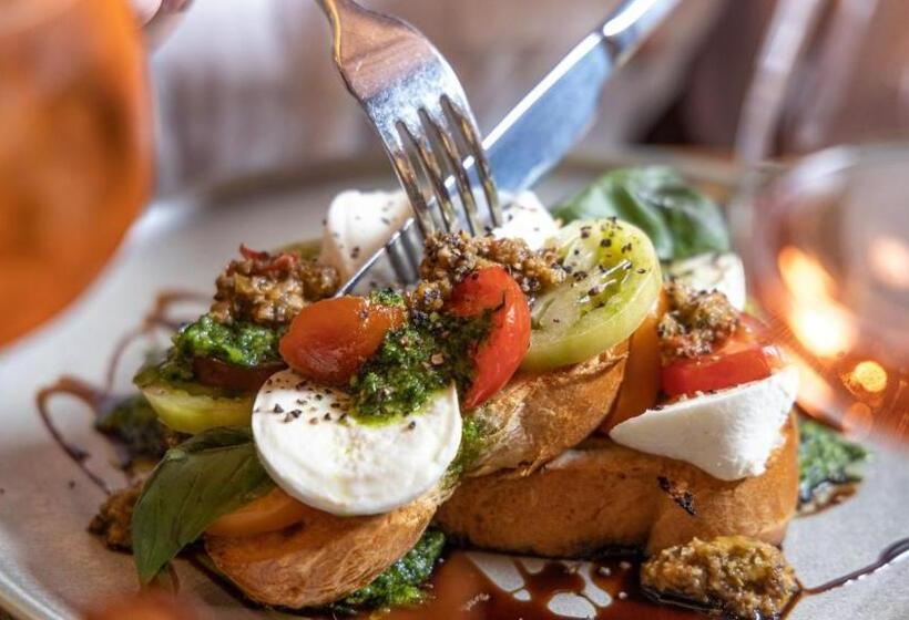 בית מלון כפרי Wren Urban Nest