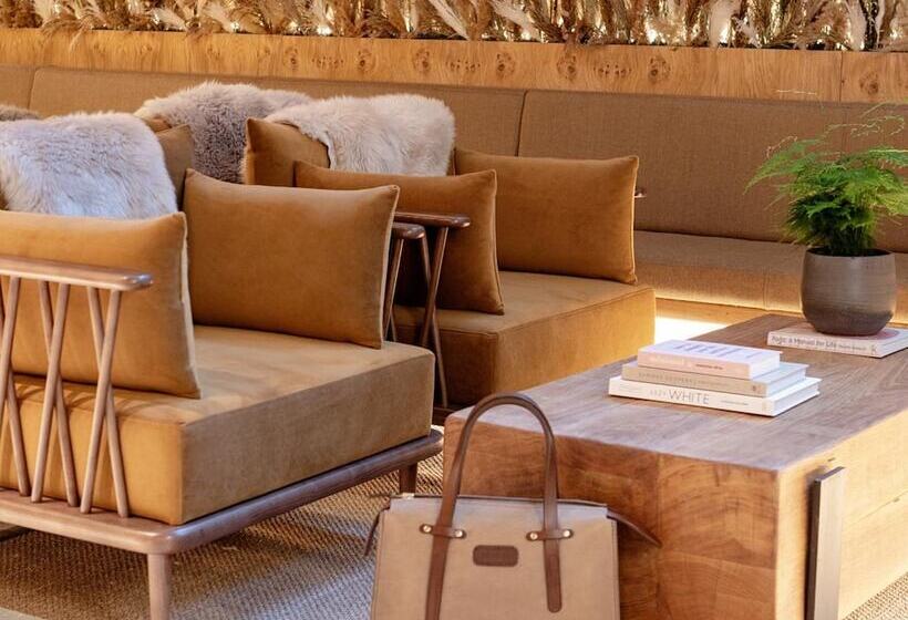 בית מלון כפרי Wren Urban Nest