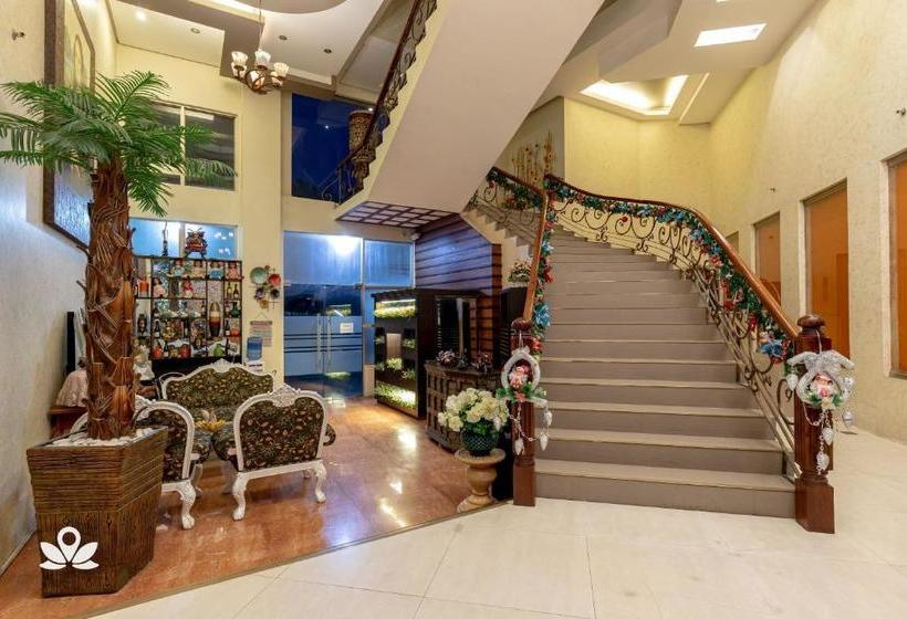 فندق Zen Rooms Metro Inn Bacolod