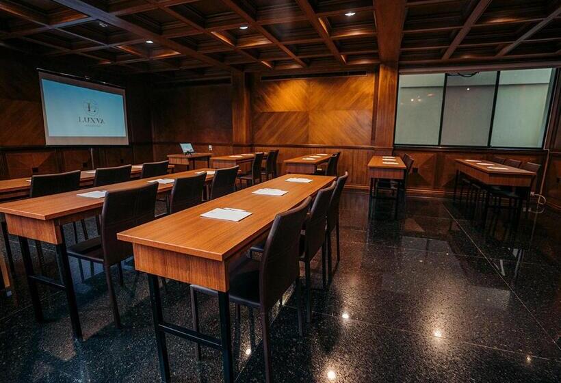 Luxva Hotel Boutique