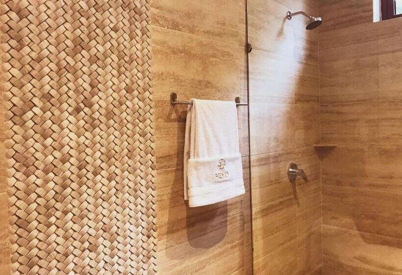 Luxva Hotel Boutique