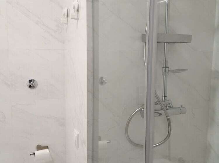 פנסיון Botica Guesthouse