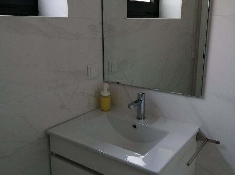 פנסיון Botica Guesthouse