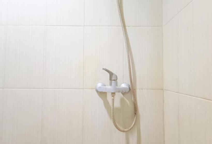 Reddoorz At Rids Hotel Manado