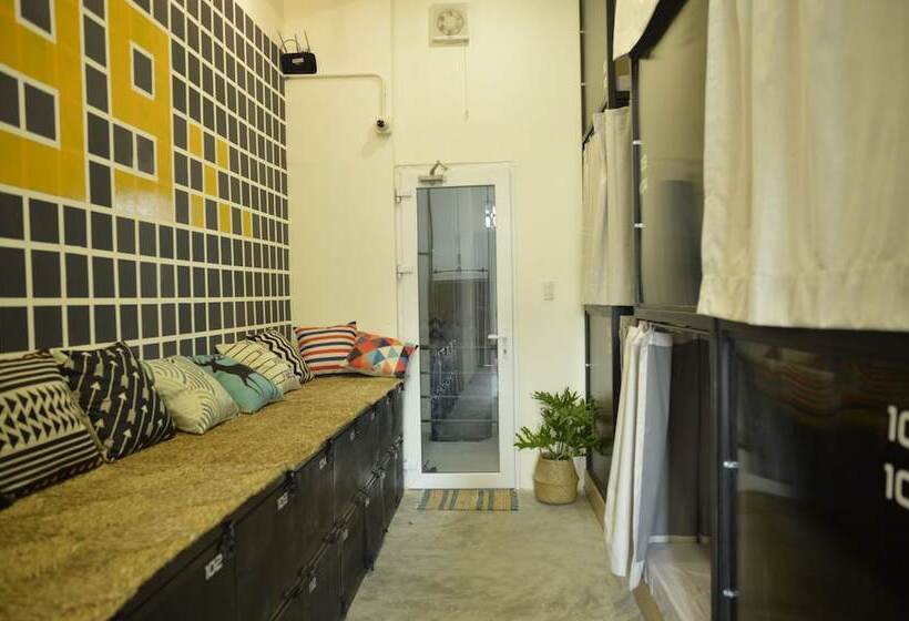 199x Cong Quynh   Hostel