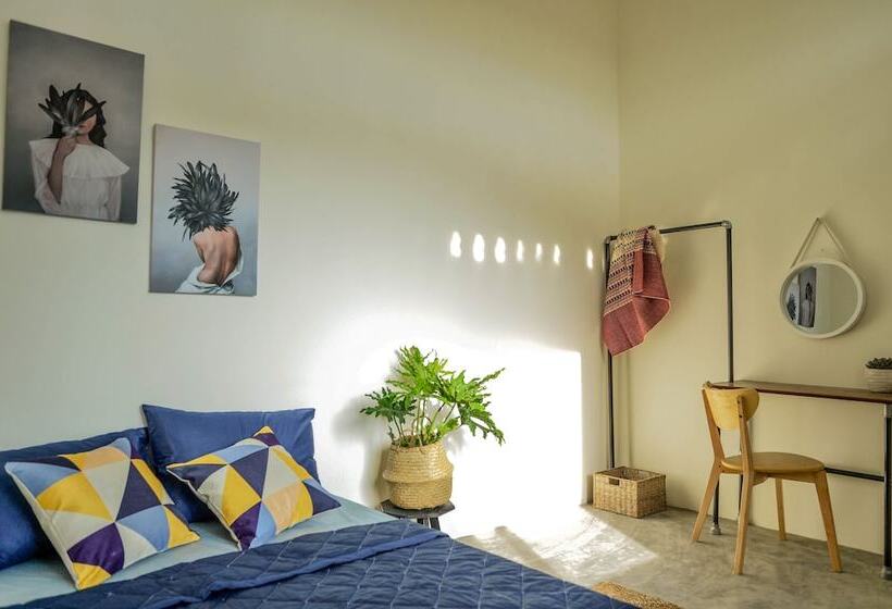 199x Cong Quynh   Hostel