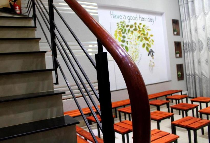 هاستل Aloha Saigon