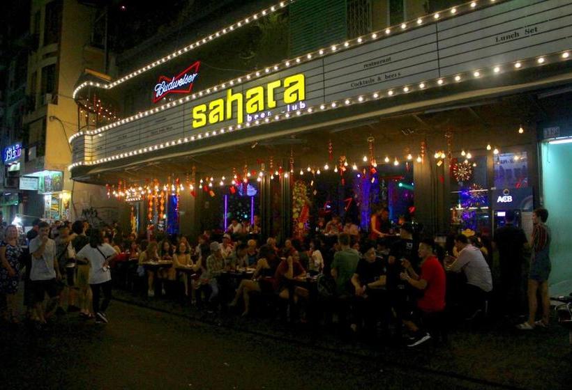 هاستل Aloha Saigon