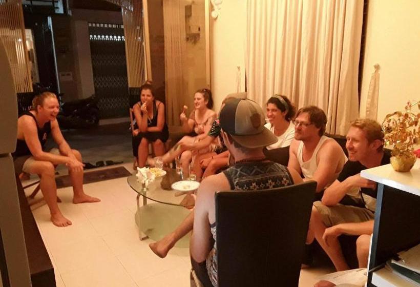 تختخواب و صبحانه Snow House