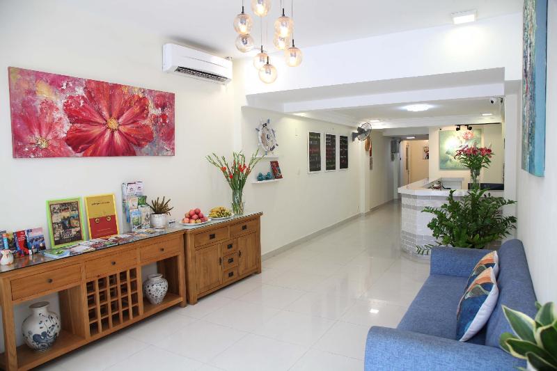 Cozy Hotel   140 Cong Quynh