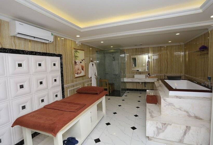 هتل Central Phu Hung