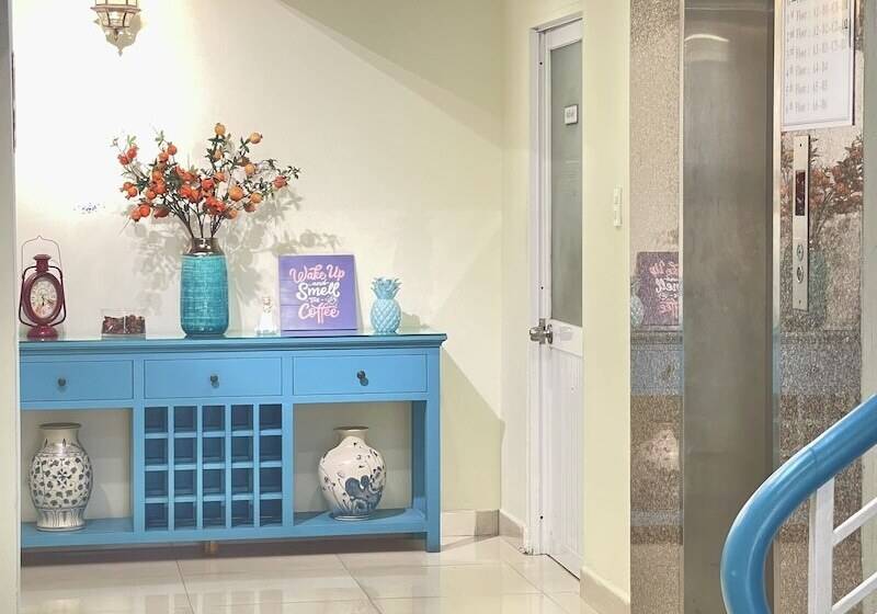 Cozy Hotel   140 Cong Quynh