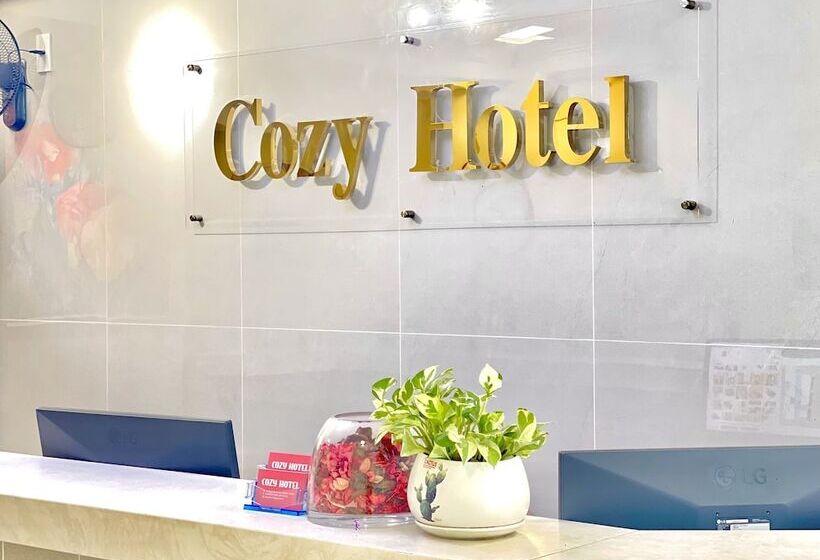 Cozy Hotel   140 Cong Quynh