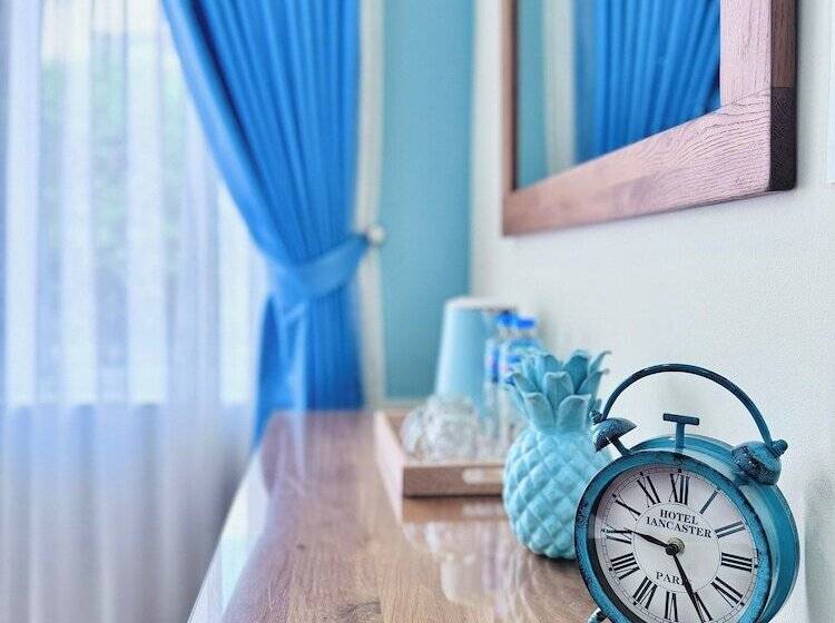 Cozy Hotel   140 Cong Quynh