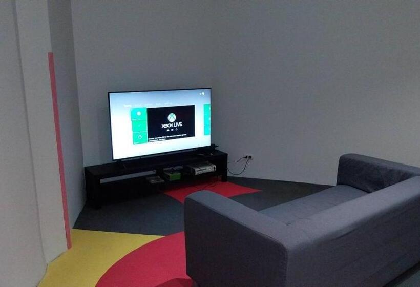 בית מלון כפרי Isanook Resort & Suites Hua Hin