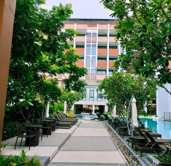 בית מלון כפרי Isanook Resort & Suites Hua Hin