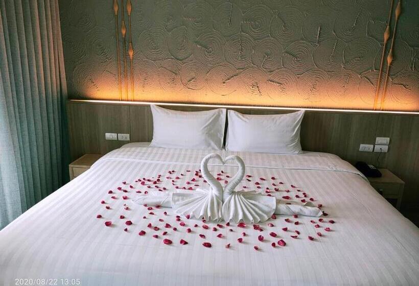 בית מלון כפרי Isanook Resort & Suites Hua Hin