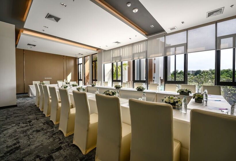 בית מלון כפרי Isanook Resort & Suites Hua Hin