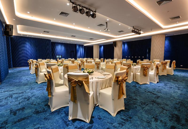 בית מלון כפרי Isanook Resort & Suites Hua Hin