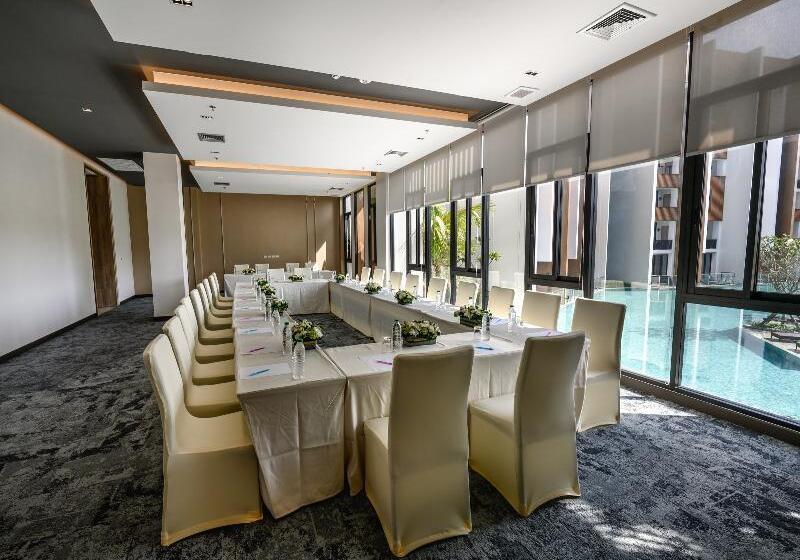 בית מלון כפרי Isanook Resort & Suites Hua Hin