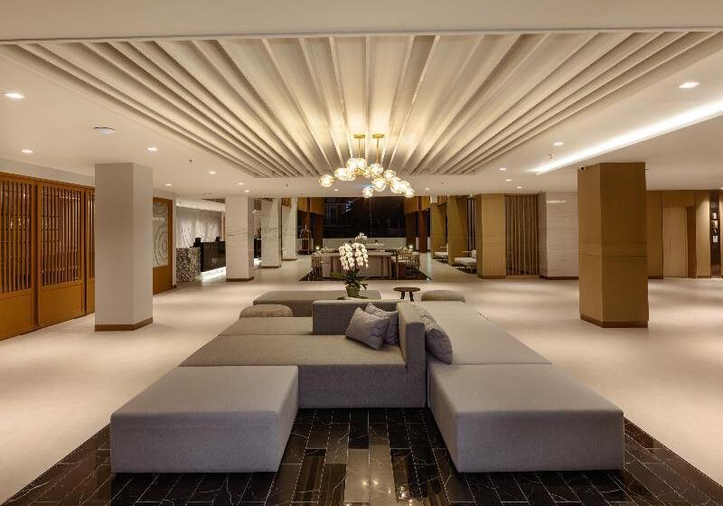 בית מלון כפרי Isanook Resort & Suites Hua Hin