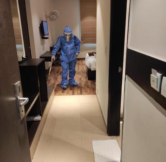 فندق Joy Inn & Suites