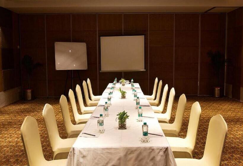 فندق Joy Inn & Suites