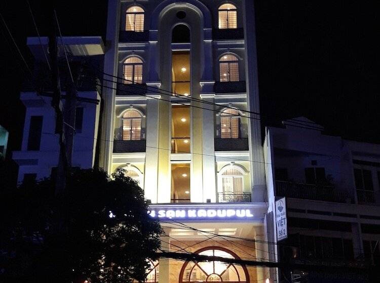 هتل Kadupul