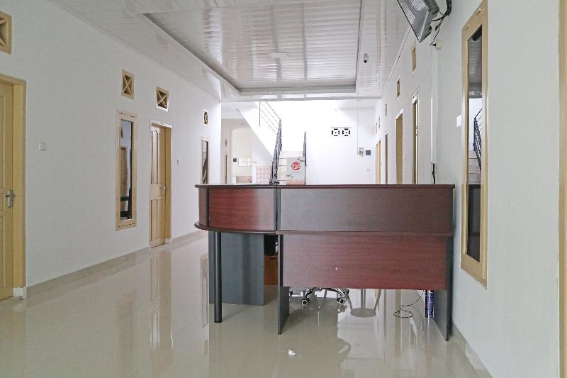 בית מלון כפרי Oyo 1185 Sachila Residence Syariah