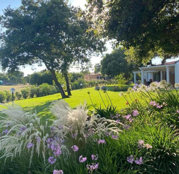 בית מלון כפרי Regia