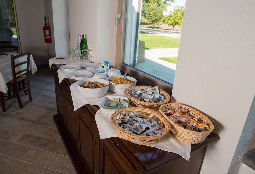 בית מלון כפרי Regia