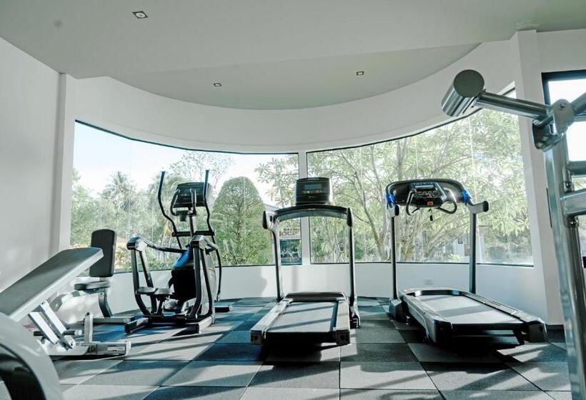 ホテル Rnana Grand