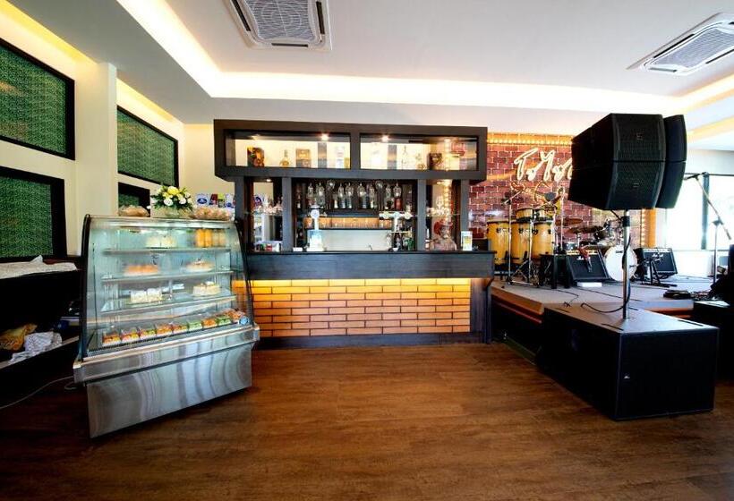 ホテル Rnana Grand