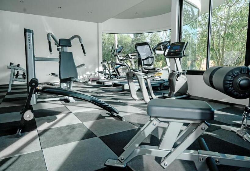 ホテル Rnana Grand