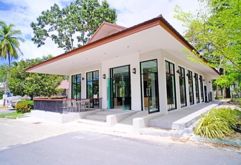 ホテル Rnana Grand