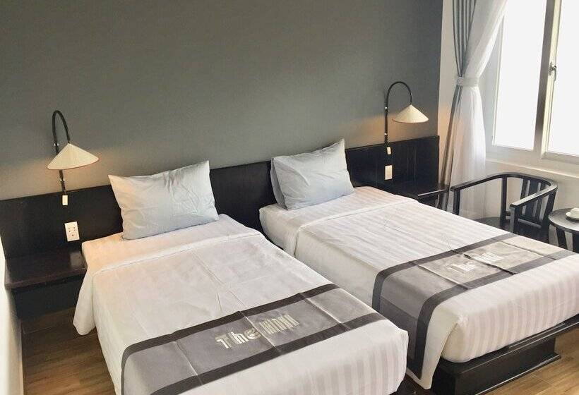 هتل The Hill Resort