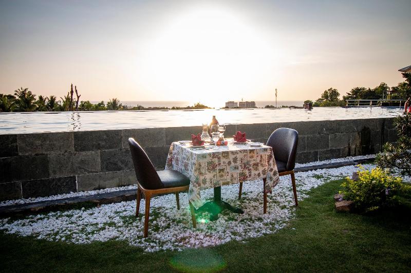 هتل Tom Hill Boutique Resort & Spa