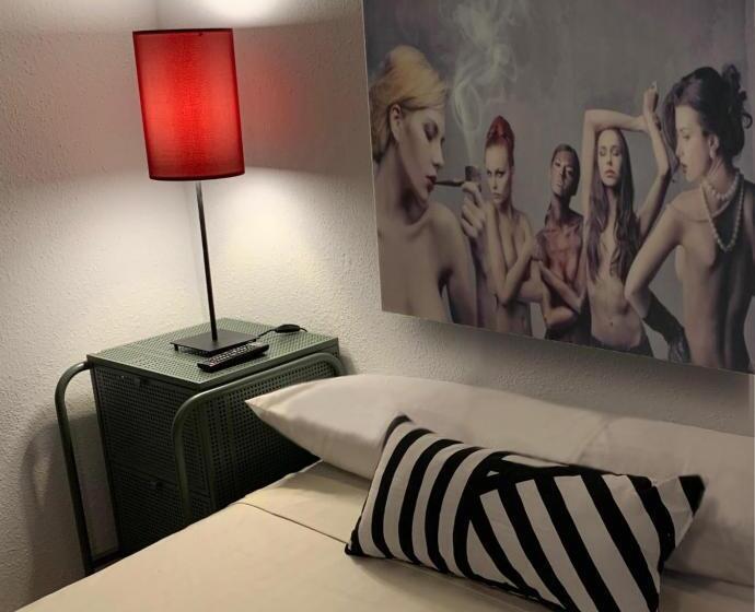 Отель Y Restaurante Puerta De Aranda