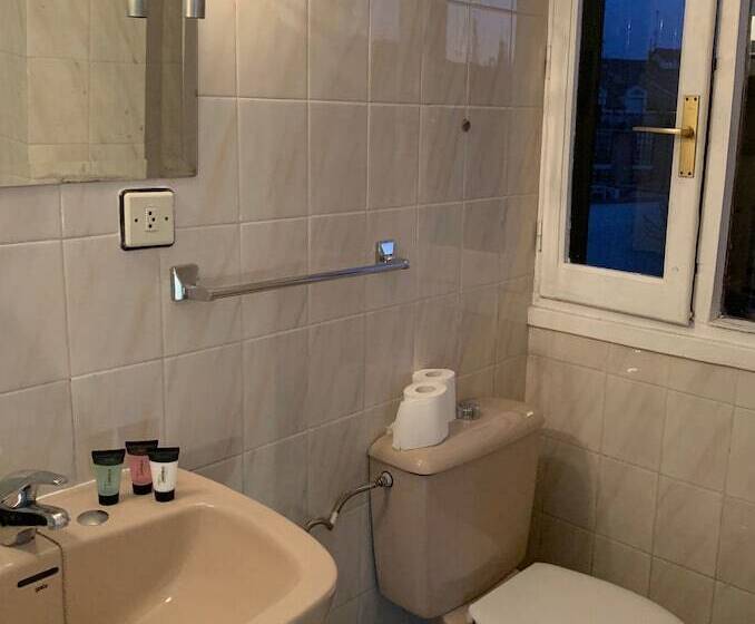 Отель Y Restaurante Puerta De Aranda