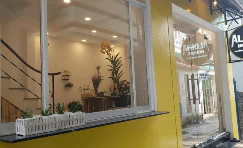 پانسیون Aloha House