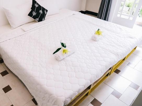 پانسیون Aloha House