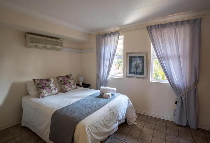 膳宿费 Wild Rocks