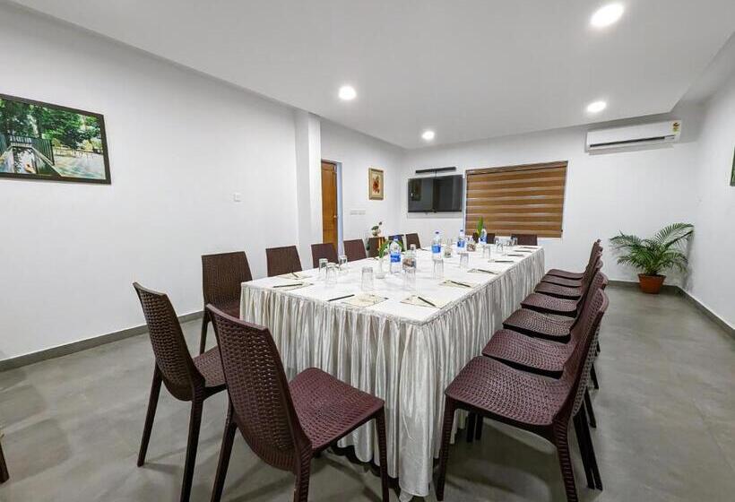 리조트 Once Upon The River, Aluva Near Cochin International Airport