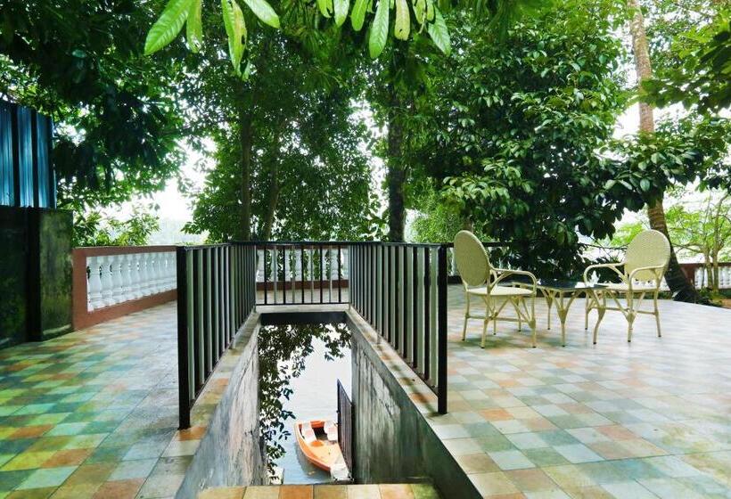 리조트 Once Upon The River, Aluva Near Cochin International Airport